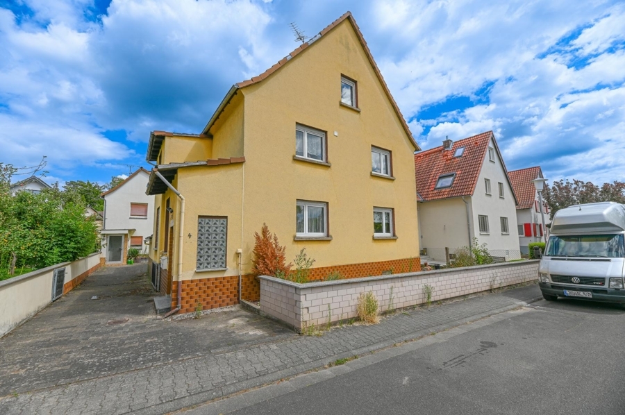 Immobilienangebot - Groß-Umstadt - Alle - Freistehendes Ein- Zweifamilienhaus in erstklassiger Wohnlage!