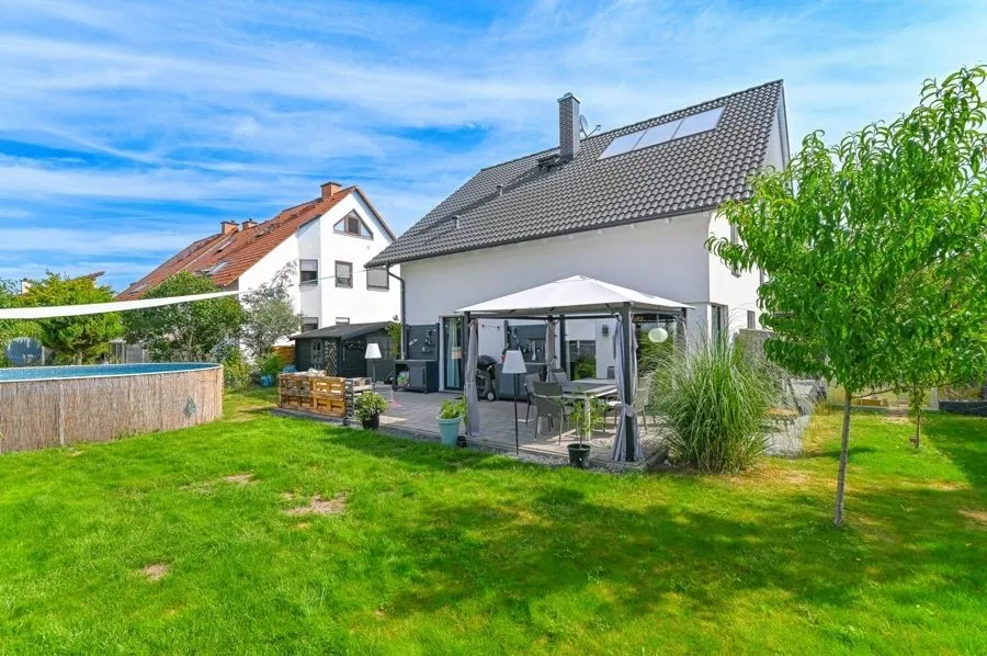 Immobilienangebot - Groß-Zimmern - Alle - Erstklassiges Einfamilienhaus in top Zustand - einfach einziehen & loswohnen!