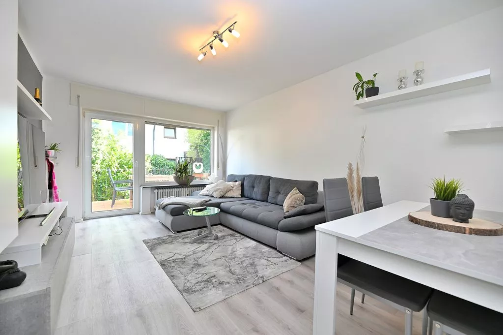 Immobilienangebot - Rödermark - Alle - Hochwertige Erdgeschoss-Wohnung mit kleinem Gartenbereich!